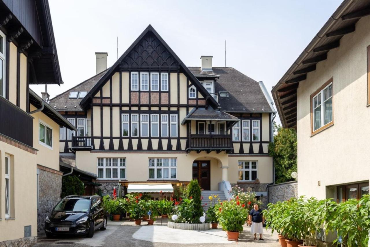 Haus Zu Den Zwei Eichen Apartman Perchtoldsdorf Kültér fotó